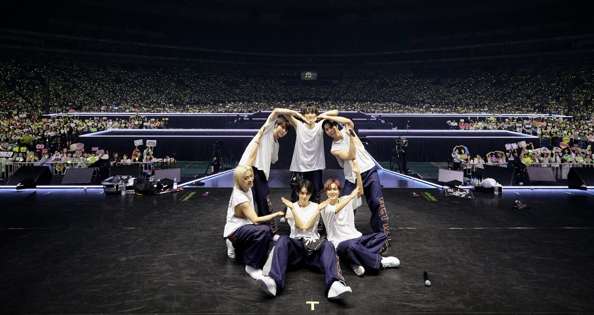 NCT 127's Epic 4th Tour: Experience NEO CITY in Tokyo! 💚  
Join NCTzens for Day 1 of NEOCITY: JAPAN – THE MOMENTUM! — NCT 127 concert tickets, Tokyo K-pop events 2025, NCTzens fan meeting, NCT 127 live performance, NCT 127 merchandise Japan