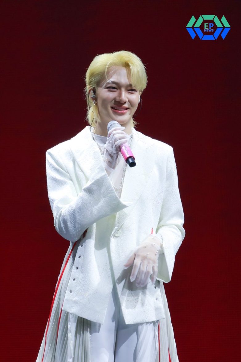 "นุนิว ชวรินทร์: สวย น่ารัก หรือ แค่ภาพลวงตา?" Nuneew concert experience, live music events Thailand, emerging Thai artists 2025