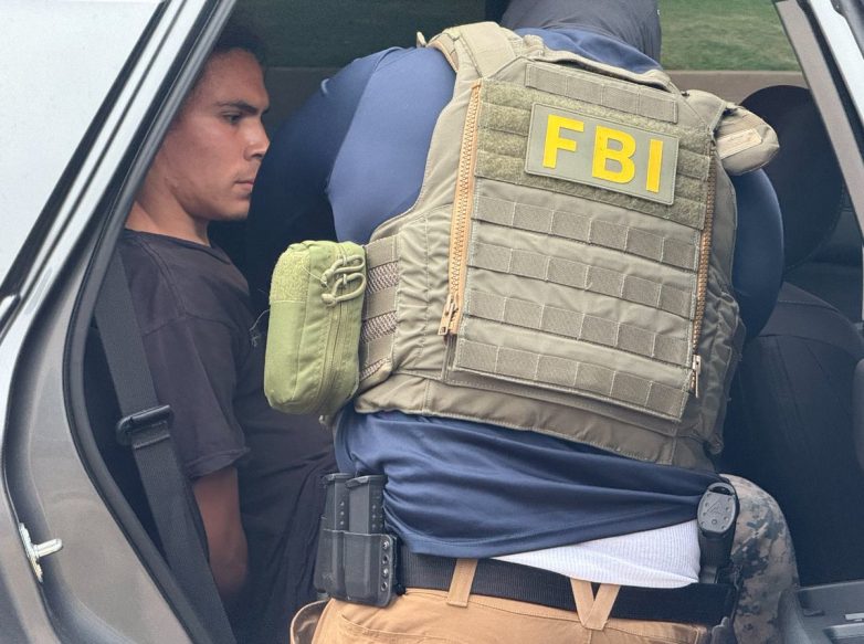 Bionic Shields for Rioters: FBI Stings Controversial Supplier! FBI sting operation, civil disorder conspiracy, Los Angeles bionic shields