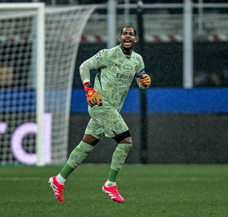 Chelsea's Shocking Move: Can Maignan Leave AC Milan for Blues? Chelsea transfer news, AC Milan goalkeeper rumors, Premier League signings 2025