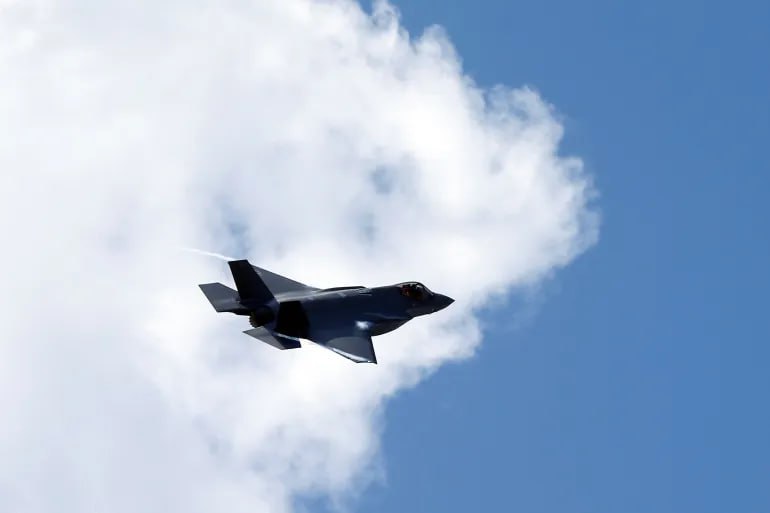 Iran's Military Shocks World by Downing Israeli F-35 Fighter Jet! Iran military actions, Israeli air defense incidents, Middle East tensions 2025
