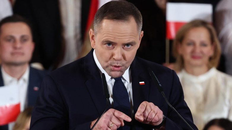 Poland's Shocking EU Withdrawal Sparks Outrage and Fear Among Leaders!  Poland EU relations, Migration policy changes, European Union exit strategies