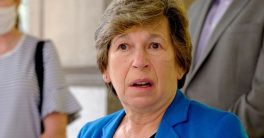 Randi Weingarten's Shocking Exit: DNC's Leadership in Turmoil!  Randi Weingarten resignation, Democratic National Committee leadership change, education advocacy future