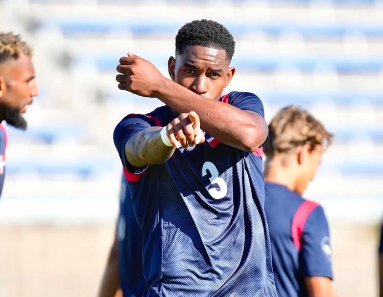 Real Betis Shocks Fans: Junior Firpo's Controversial Return? Real Betis transfer news, Junior Firpo return rumors, Alex Moreno potential signing