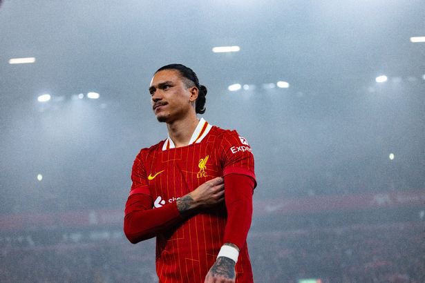 "Shocking Twist: Nunez's Dream Move Sparks Controversial Bidding War!" Darwin Nunez transfer news, Napoli Liverpool negotiations update, football transfer market insights