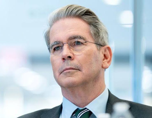 "Shockwaves Ahead: Is Jerome Powell's Fed Chair Reign Ending Soon?" Jerome Powell successor announcement, Treasury Secretary Bessent news, Federal Reserve leadership transition