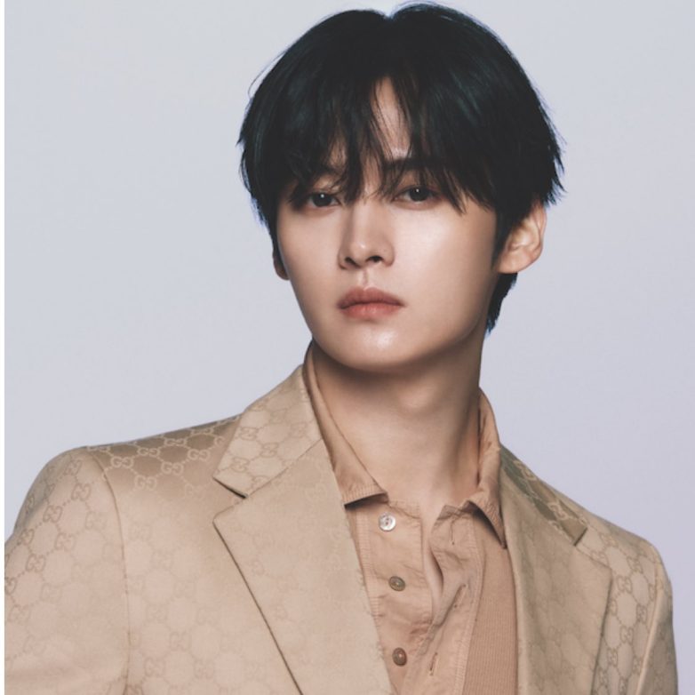 Stray Kids' Lee Know Shocks Fans as GUCCI's Global Face! Lee Know fashion collaboration, Stray Kids ambassador role, luxury brand partnerships 2025