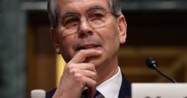 Treasury Chief Bessent Eyes Fed Chair Role: Market Shock Looms!  Federal Reserve Chair candidates, Scott Bessent Treasury role, US economic policy leadership