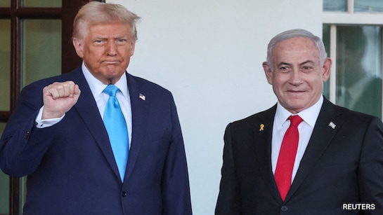 Trump's Secret Deal: Manipulating Iran While Israel Prepares Attack! Israel Iran negotiations, Trump administration foreign policy, Middle East military strategy