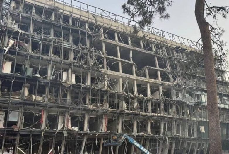 Weizmann Institute Targeted: Iran's Missile Strike Sparks Outrage! Israeli scientific research security, Iranian missile threats analysis, Weizmann Institute response strategies