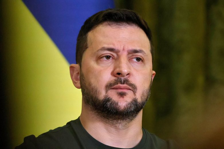 Zelensky Declares Willingness to Meet Putin: A Peaceful Gamble? Ukrainian peace talks, Russia Ukraine diplomacy, Zelensky Putin summit