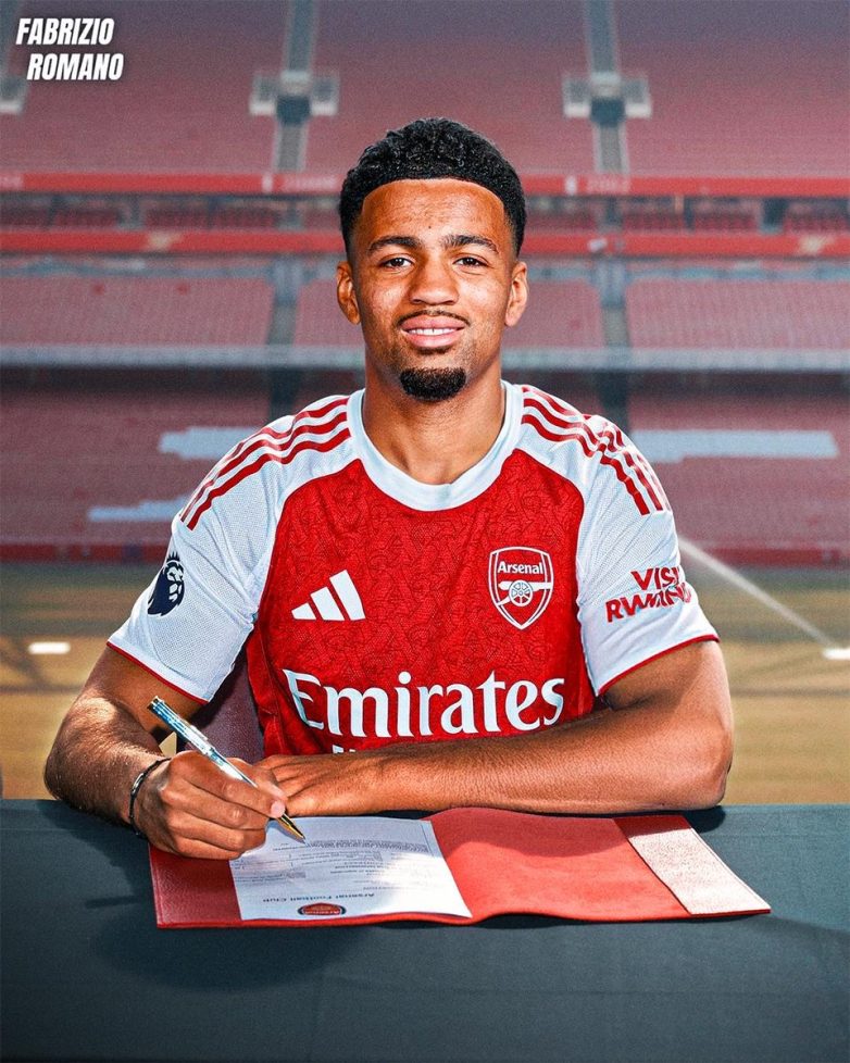 "Arsenal's Shocking Move: Young Star Chooses Loyalty Over Riches!" Arsenal youth contract news, Ethan Nwaneri transfer updates, Premier League rising stars