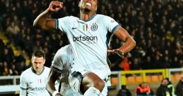 Denzel Dumfries’ €25M Release Clause Sparks Barcelona Controversy!  Denzel Dumfries transfer news, Barcelona football targets, Inter Milan player contracts