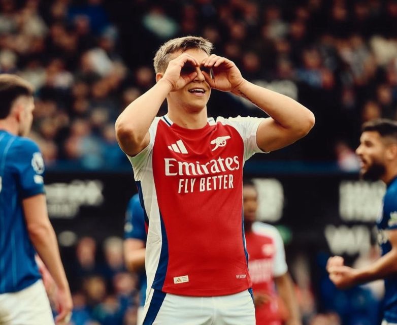 Fenerbahçe's Trossard Deal: Shocking Truth Behind False Reports! Fenerbahçe transfer rumors, Leandro Trossard Arsenal news, Turkish football updates