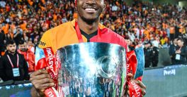 Galatasaray's Bold €75M Bid for Osimhen: Will Napoli Accept?  Victor Osimhen transfer news, Galatasaray Napoli negotiations, football player contract offers