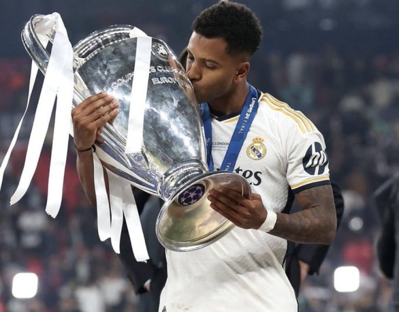 Liverpool Eyes Rodrygo: Shocking Talks with Real Madrid Revealed!  Liverpool transfer news, Real Madrid football updates, Rodrygo future speculation