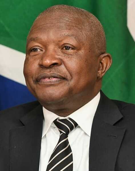 Shockwaves as Former Deputy President David Mabuza Dies Unexpectedly!  David Mabuza tribute, South Africa political legacy, leadership impact analysis