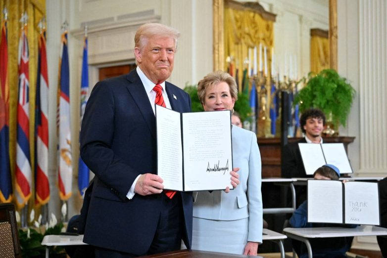 Supreme Court Backs Trump: Education Department Faces Radical Cuts! education reform, government workforce reduction, Trump administration policies