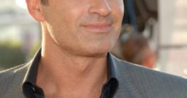 "Tragic Loss: Charmed and FBI Star Julian McMahon Dead at 56!"  Julian McMahon obituary, Charmed actor legacy, FBI Most Wanted cast tributes