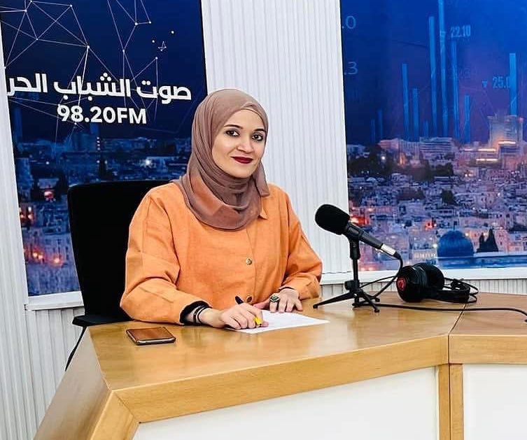 "Trapped Alive: Journalist and Family Missing After Gaza Airstrike" Gaza airstrike news, journalist safety in conflict zones, rescue efforts under bombing